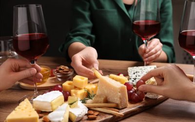 Pairing Wine & Gourmet Snacks: How to Build the Perfect Gift Basket