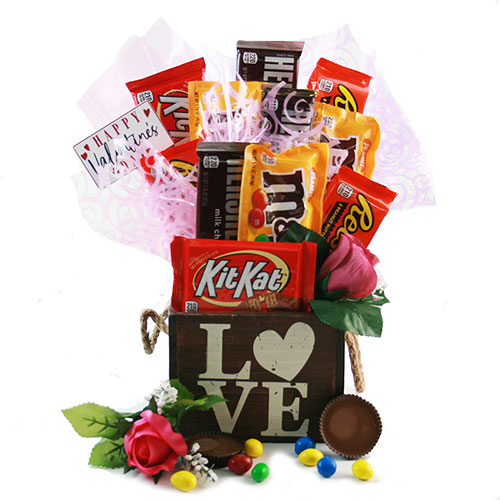Love Struck Valentines Gift Basket